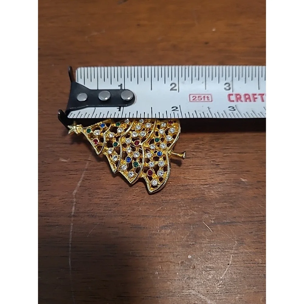 Vintage Gold Tone Metal Rhinestone Christmas Tree‎ Brooch Pin 2